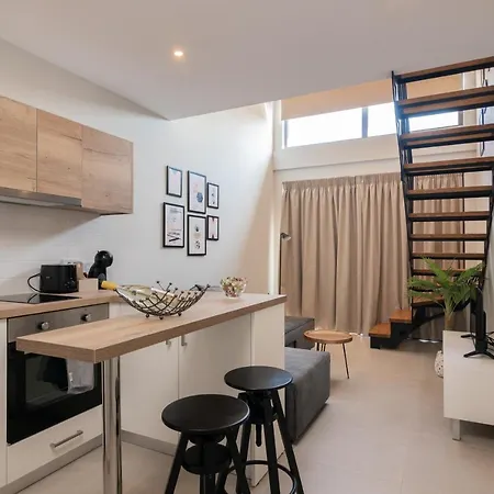 شقة Bright & Elegant Loft In The Center *